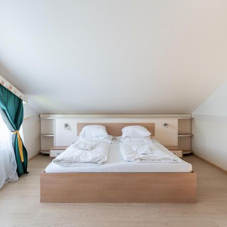 Farawayhomes Aparthotel Near Vienna Airport - Anytime Self Check-In Bruck-Leitha Dış mekan fotoğraf