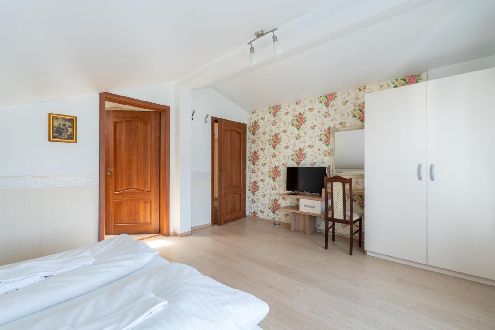 Farawayhomes Aparthotel Near Vienna Airport - Anytime Self Check-In Bruck-Leitha Dış mekan fotoğraf