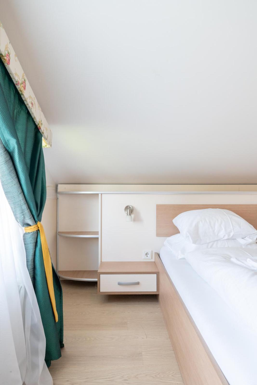 Farawayhomes Aparthotel Near Vienna Airport - Anytime Self Check-In Bruck-Leitha Dış mekan fotoğraf