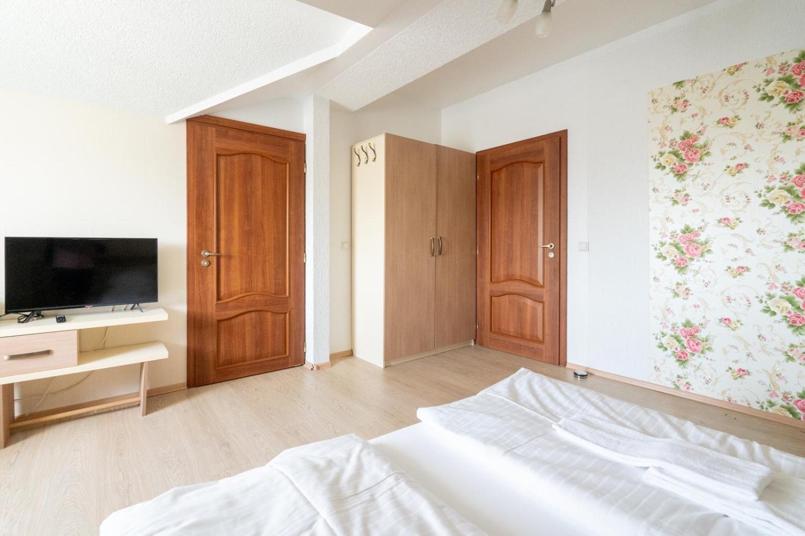 Farawayhomes Aparthotel Near Vienna Airport - Anytime Self Check-In Bruck-Leitha Dış mekan fotoğraf