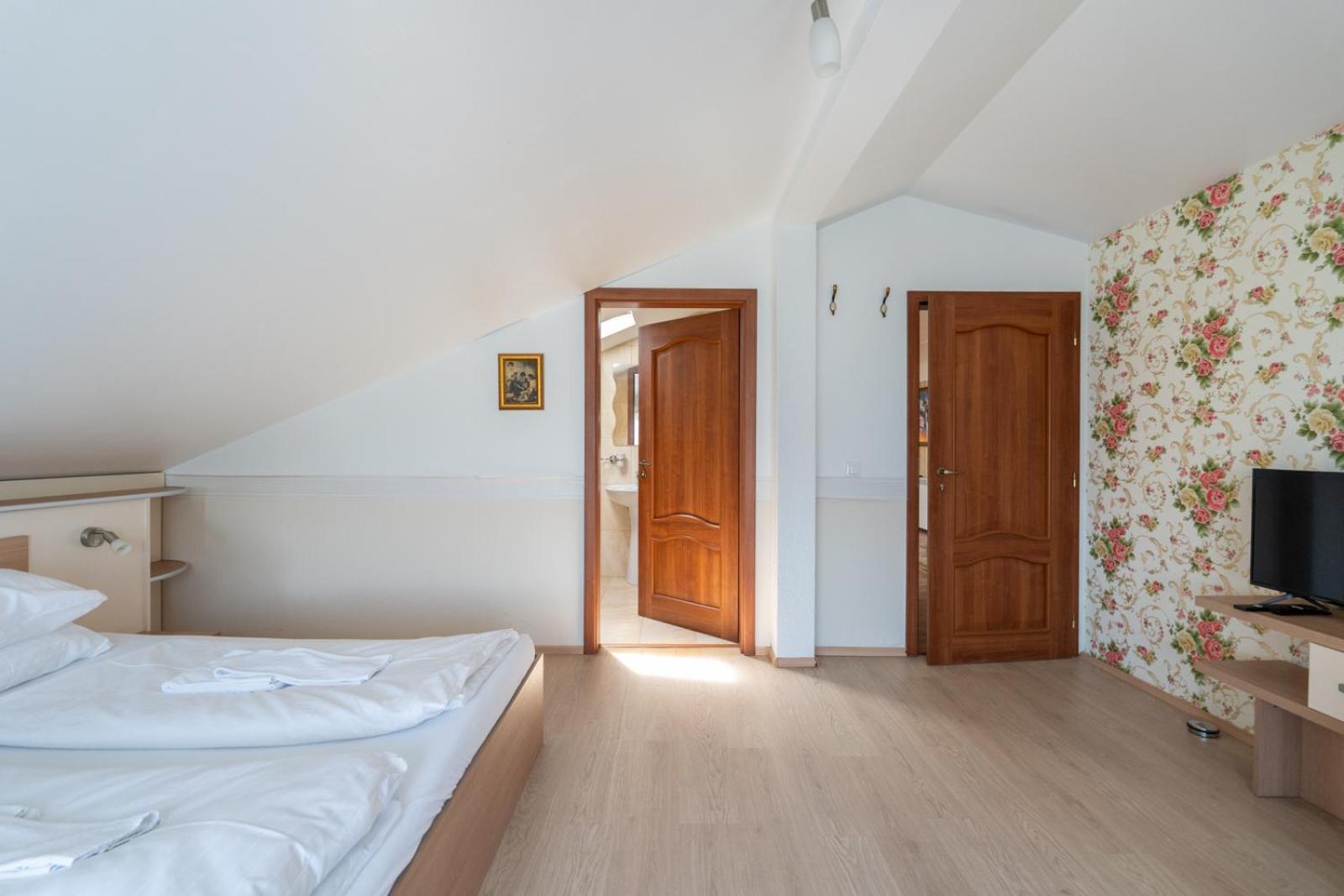 Farawayhomes Aparthotel Near Vienna Airport - Anytime Self Check-In Bruck-Leitha Dış mekan fotoğraf