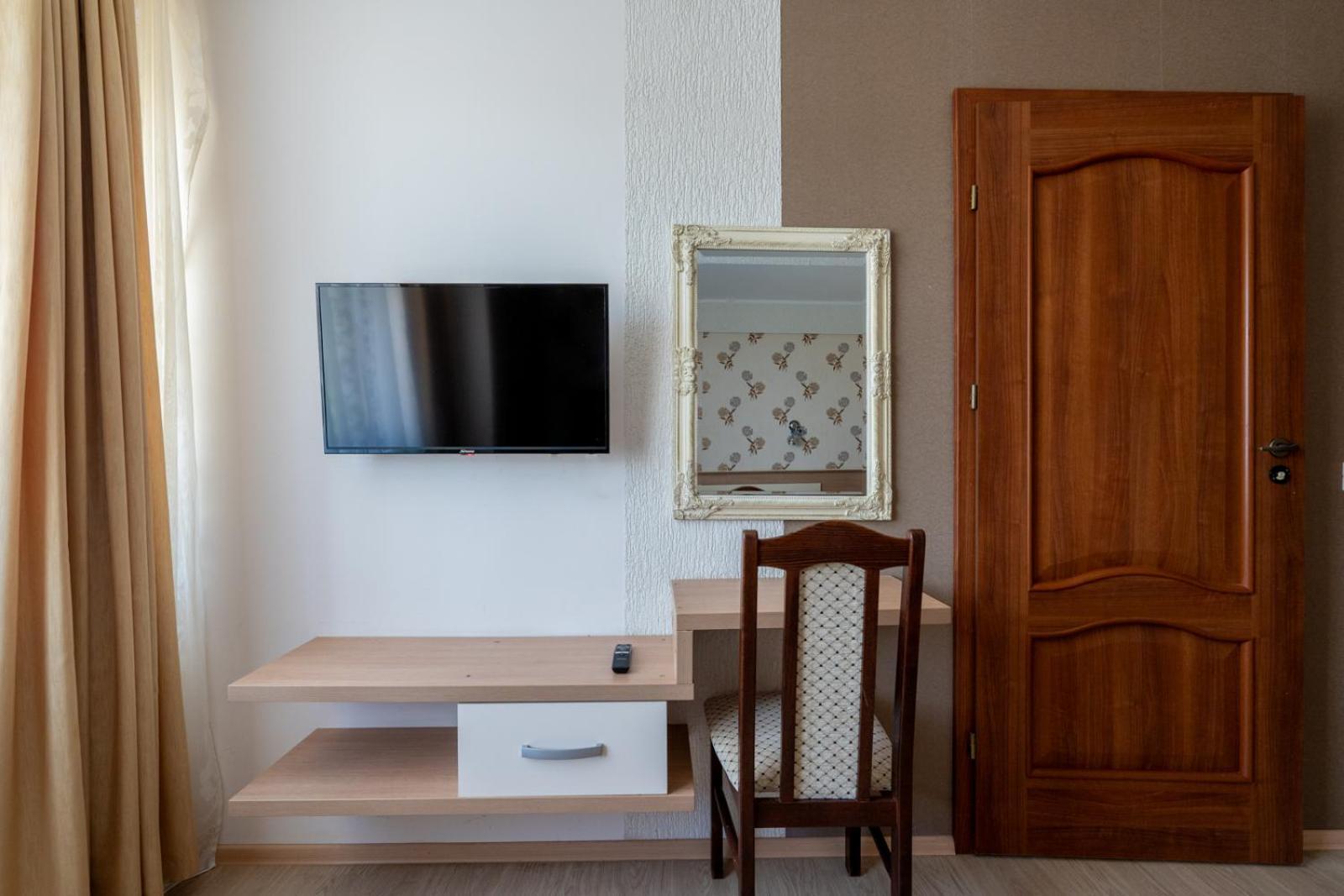 Farawayhomes Aparthotel Near Vienna Airport - Anytime Self Check-In Bruck-Leitha Dış mekan fotoğraf