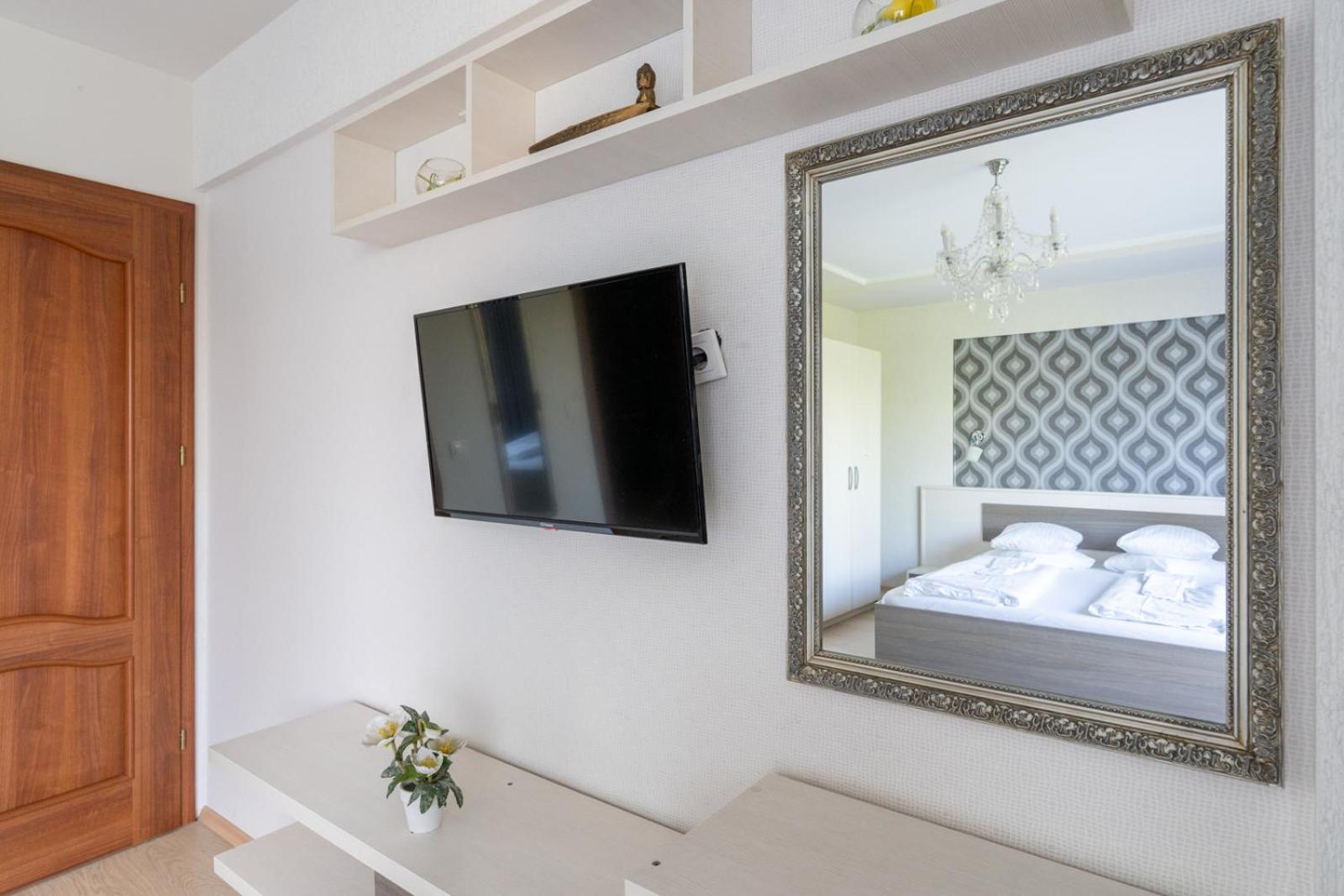 Farawayhomes Aparthotel Near Vienna Airport - Anytime Self Check-In Bruck-Leitha Dış mekan fotoğraf