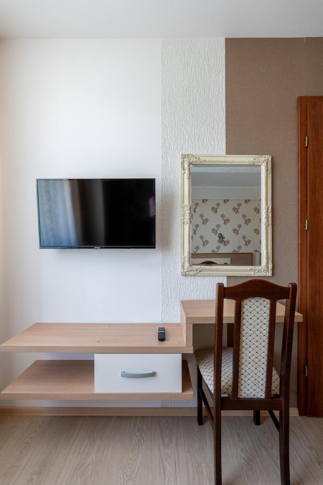 Farawayhomes Aparthotel Near Vienna Airport - Anytime Self Check-In Bruck-Leitha Dış mekan fotoğraf