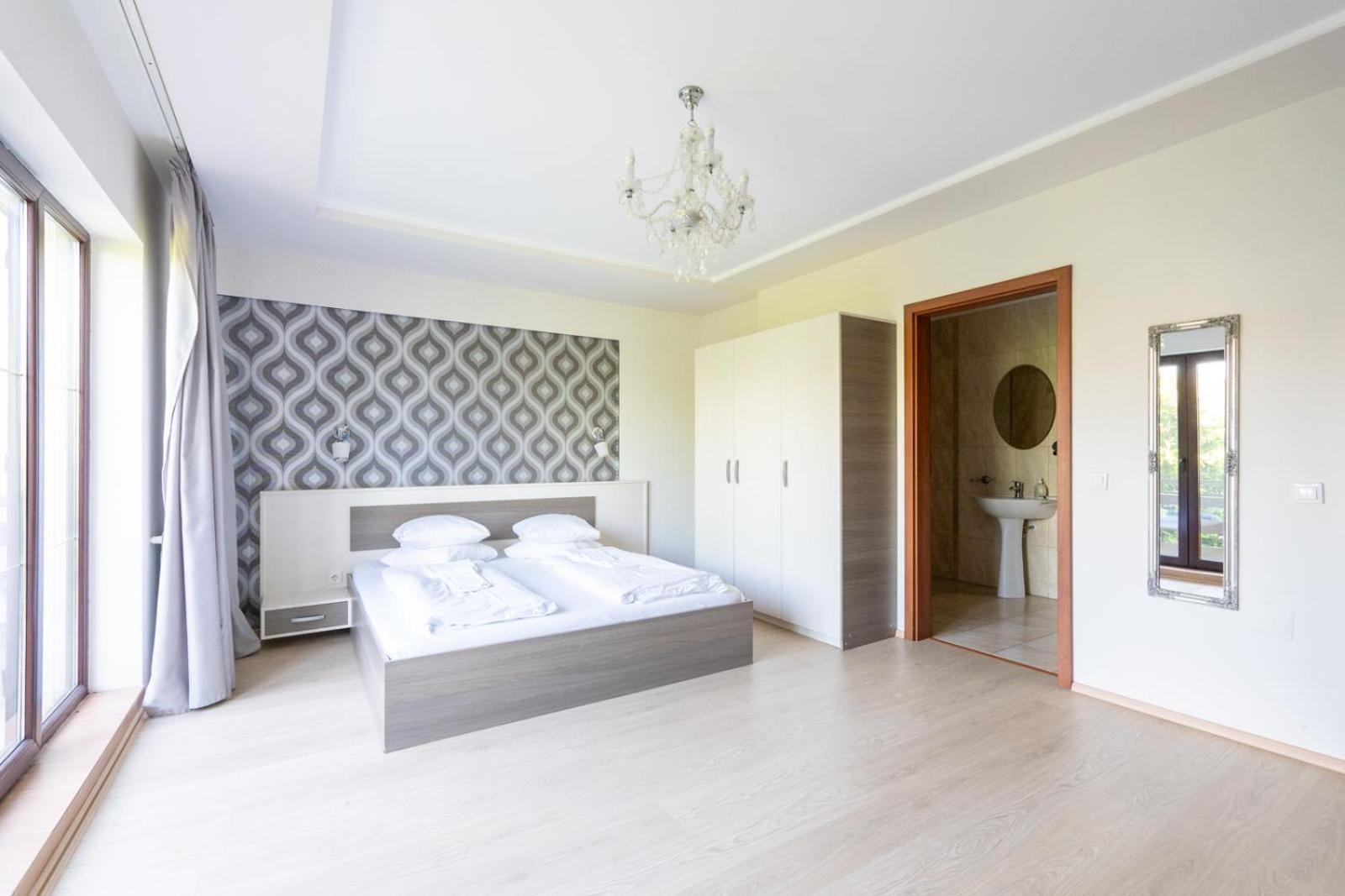 Farawayhomes Aparthotel Near Vienna Airport - Anytime Self Check-In Bruck-Leitha Dış mekan fotoğraf